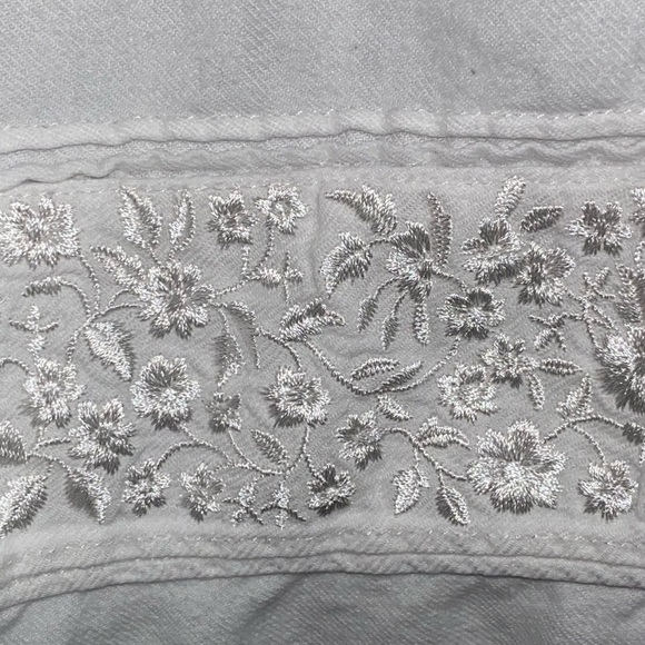 Stunning EILEEN WEST M white Flannel Nightgown Pearl Button Lace Trim Long AA15 - Picture 4 of 12